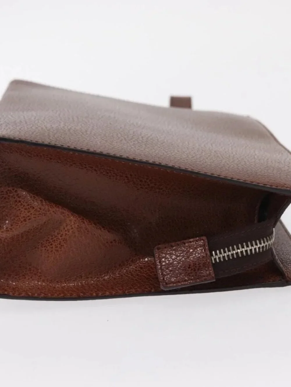 Salvatore Ferragamo brand	salvatore ferragamo